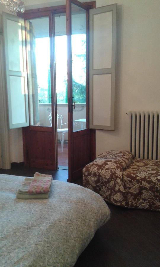 Lupo Azzurro Bed & Breakfast Siena Bagian luar foto